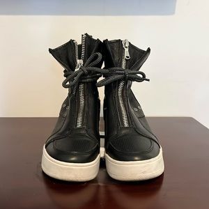 Steve Madden leather sneakers